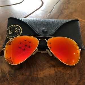 Ray Ban mirrored Aviators